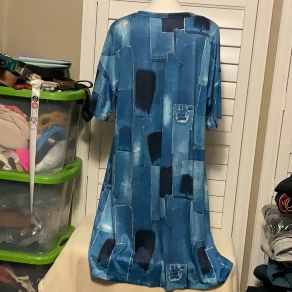 Blue Abstract Midi Dress - Picture 4 of 7